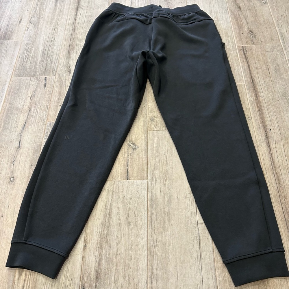 Mens Lululemon Smooth Spacer Jogger, Small, Retail $128